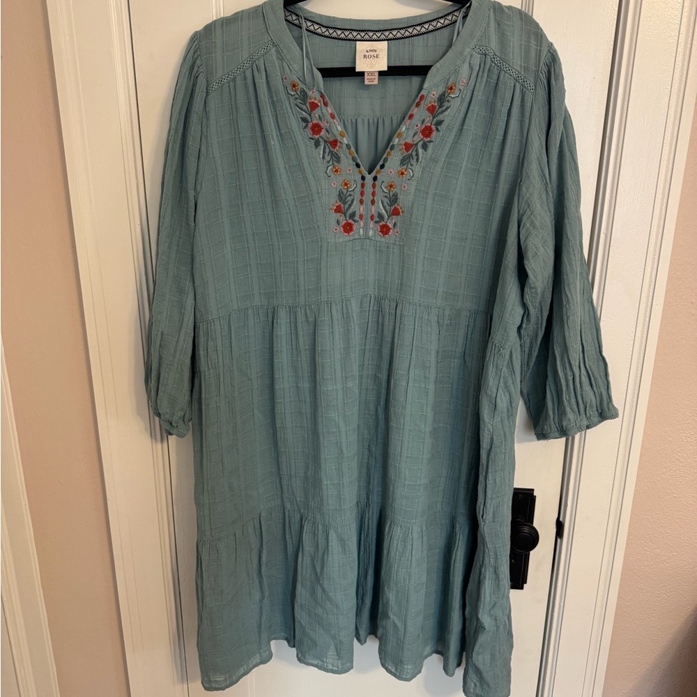 Knox Rose Blue Tunic Dress with Embellished V-Neck and 3/4 Sleeves